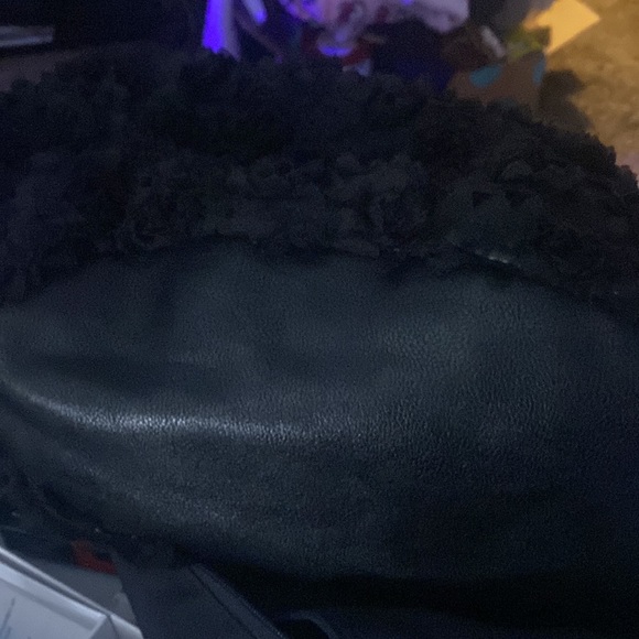 Betsey Johnson Black Ruffle Rose Bud Shoulder Bag - Picture 7 of 11